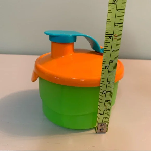 Tupperware Formula Dispenser New - Picture 7 of 9